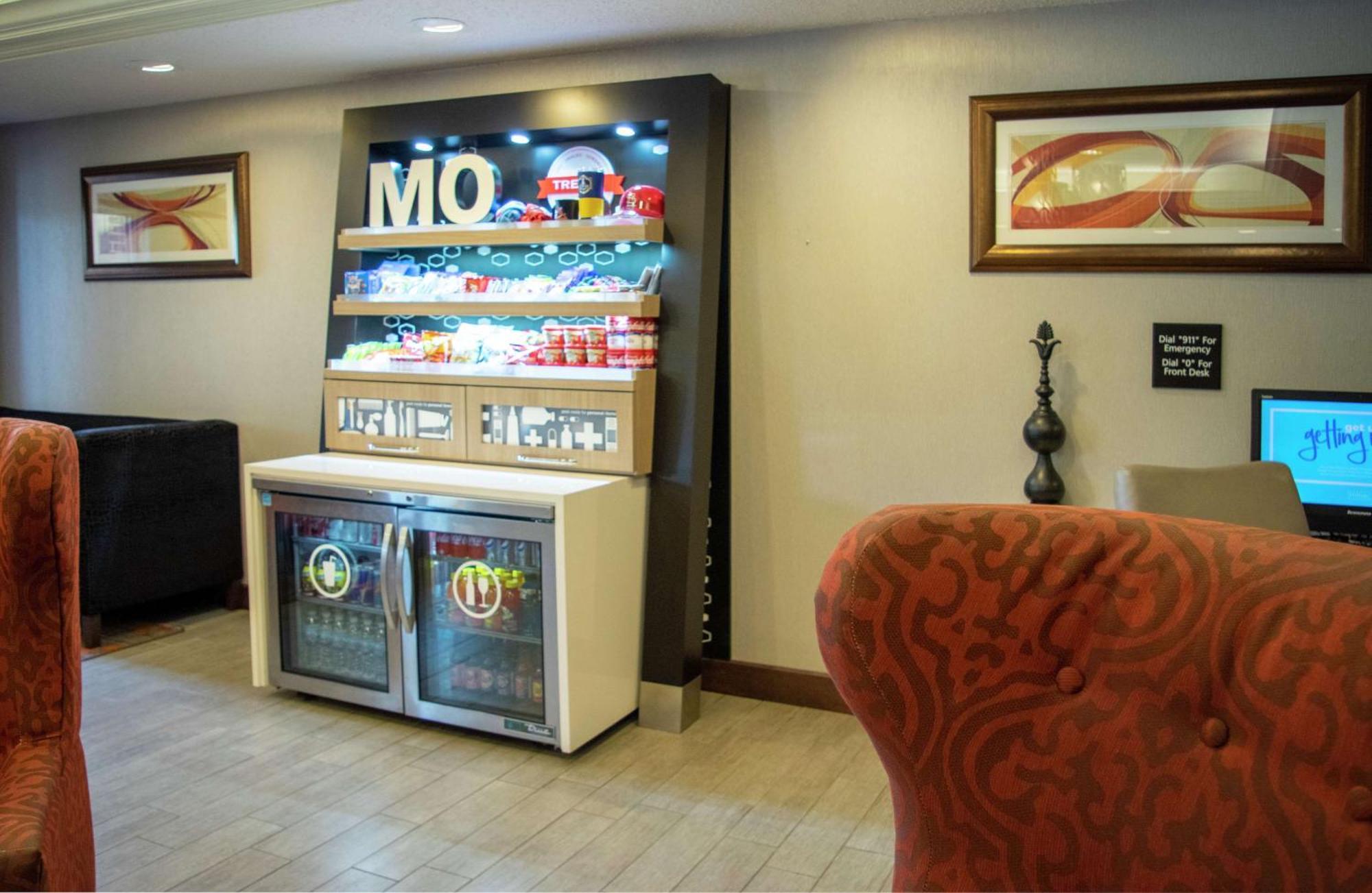Hampton Inn St. Louis-Chesterfield Ngoại thất bức ảnh